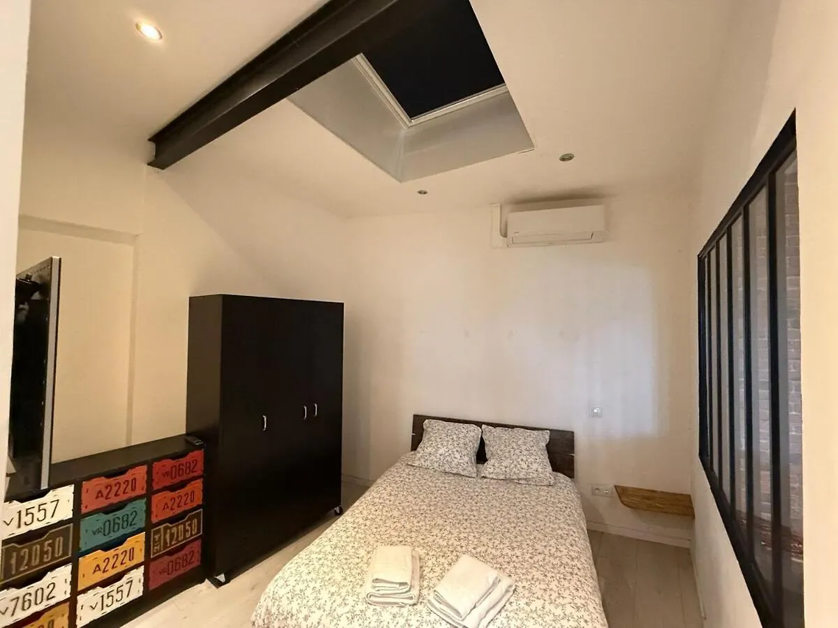 Apartment Le Loft D 'Eveux - 2 Places De Parking
